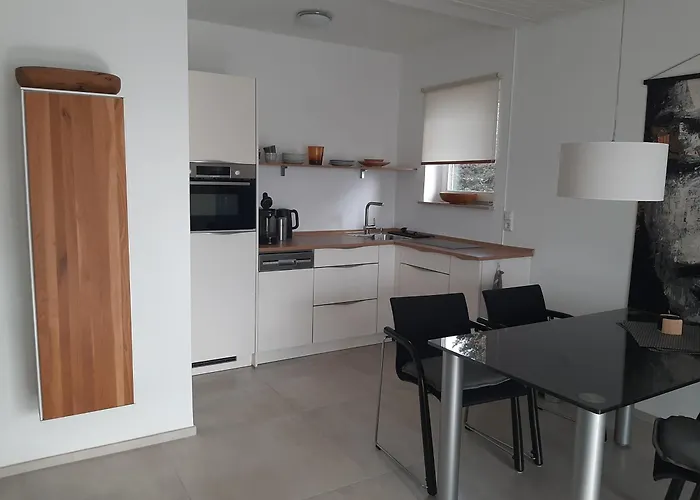 Lägenhet Mit Seeblick Und Pkw Abstellplatz Am Haus Uberlingen