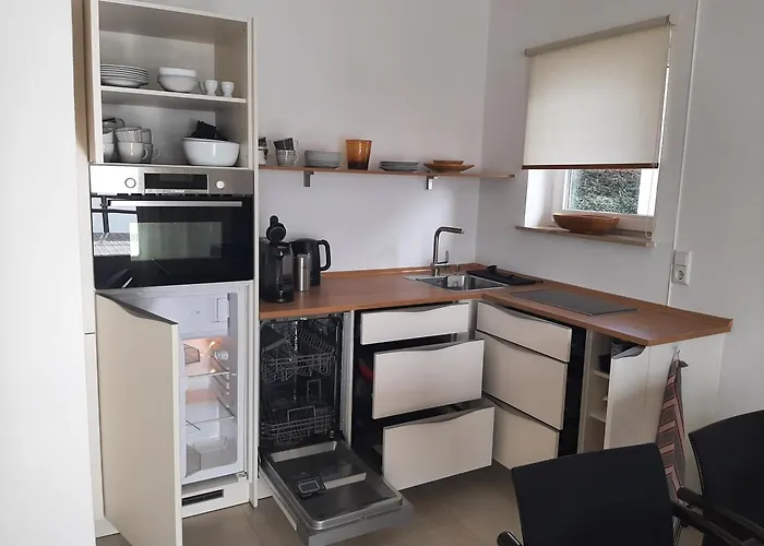 Mit Seeblick Und Pkw Abstellplatz Am Haus Lägenhet *