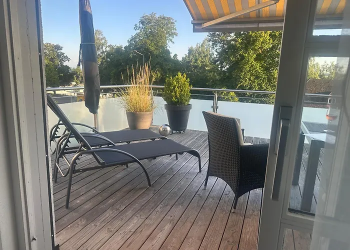 Mit Seeblick Und Pkw Abstellplatz Am Haus Lägenhet *